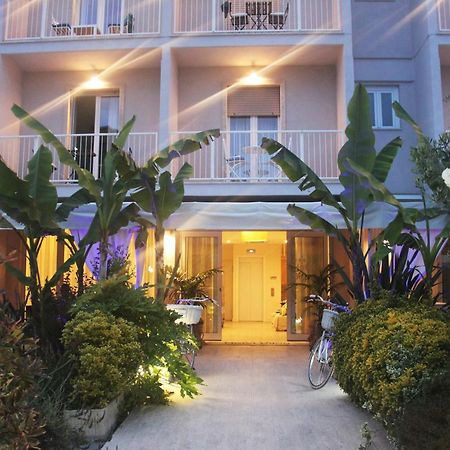 Hotel Bijou Forte dei Marmi Kültér fotó