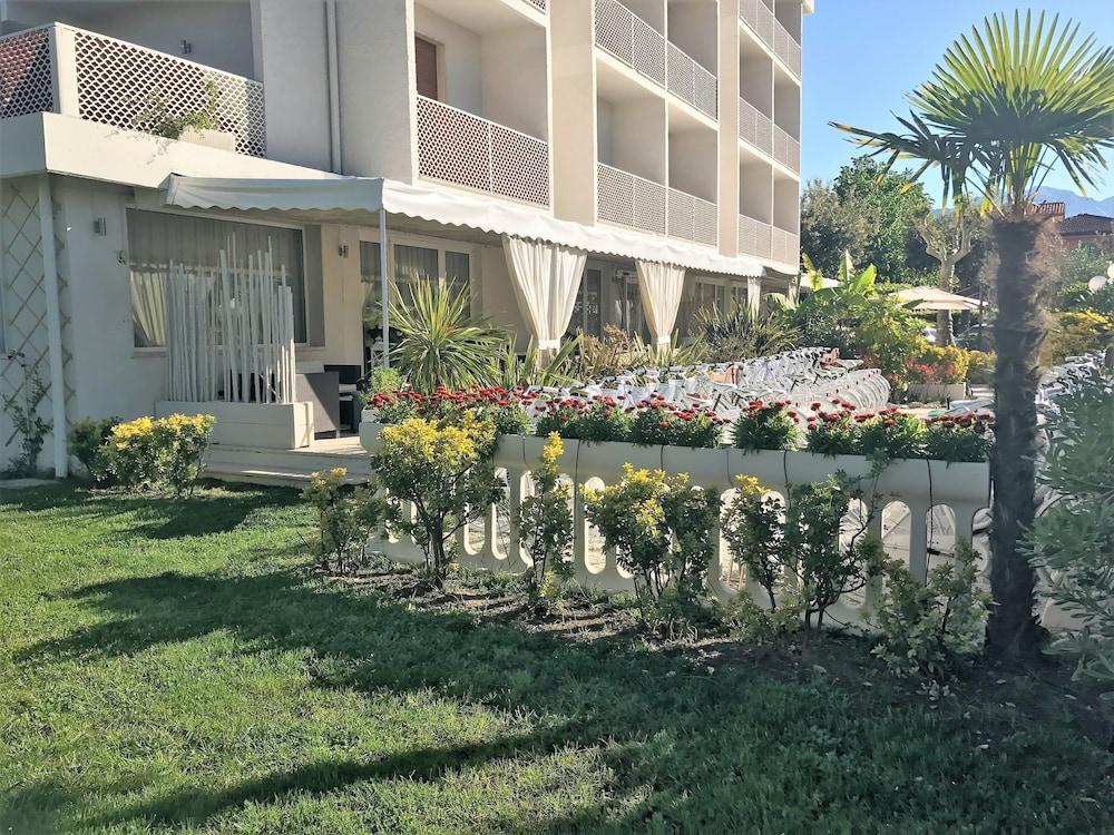 Hotel Bijou Forte dei Marmi Kültér fotó