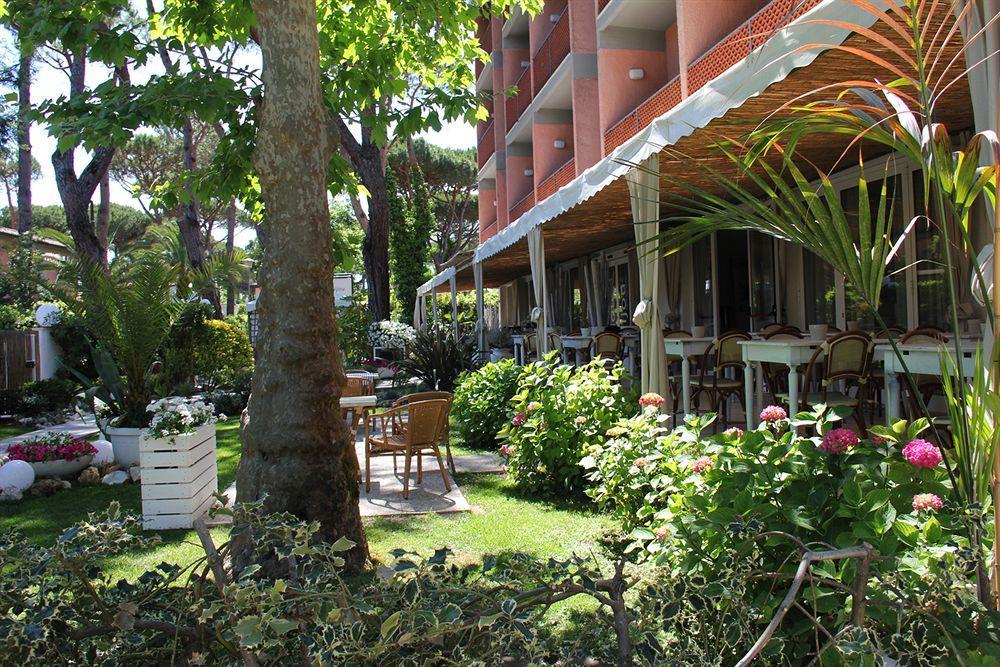 Hotel Bijou Forte dei Marmi Kültér fotó